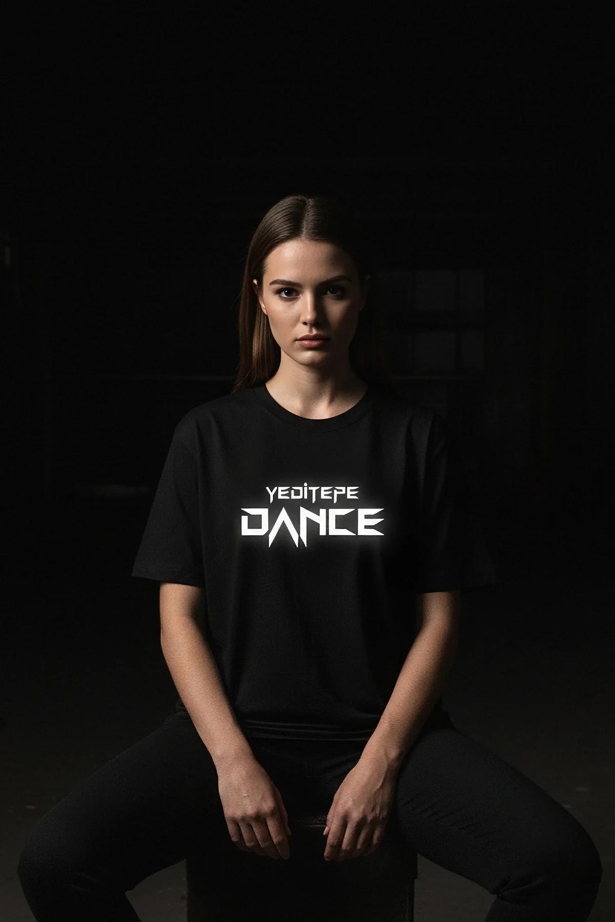 KÜLTÜR DANCE oversize pamuk tişört yan görünüm omuz dikişi detayı siyah