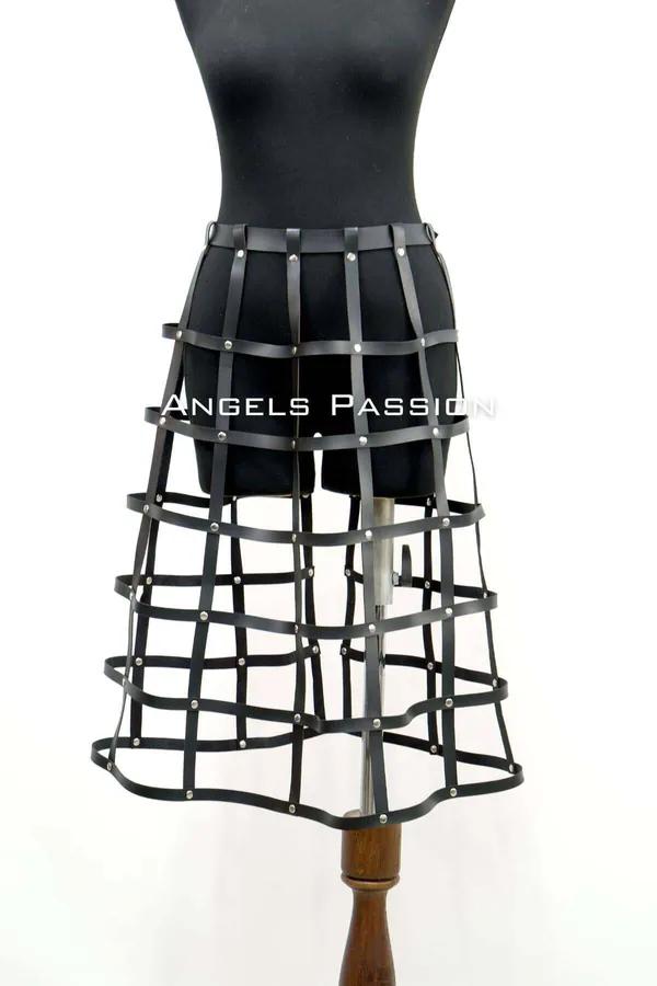 siyah vegan deri kafes etek gümüş perçinli ızgara straplar A-line midi siluet cosplay kostüm