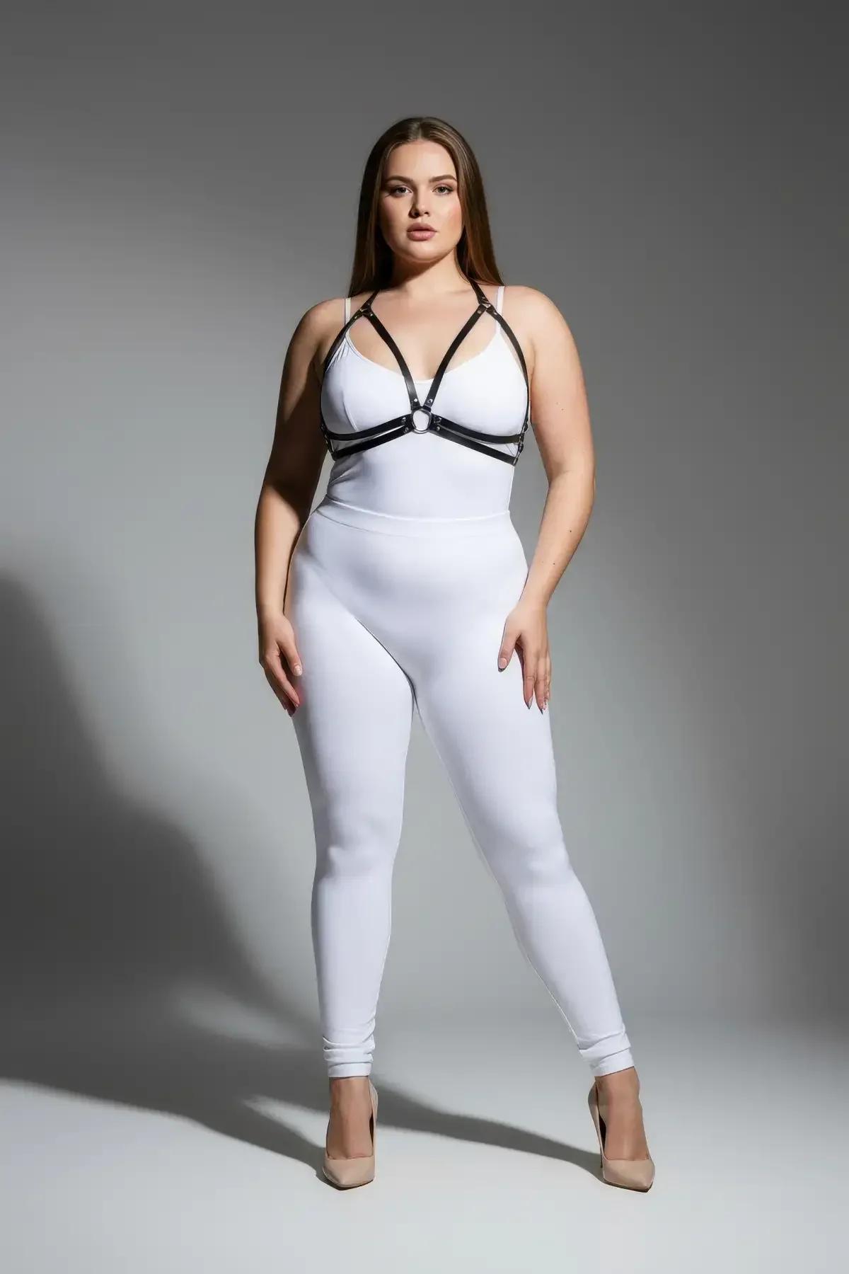 siyah PU deri harness omuz çapraz kayışları ve gümüş toka detayı büyük beden