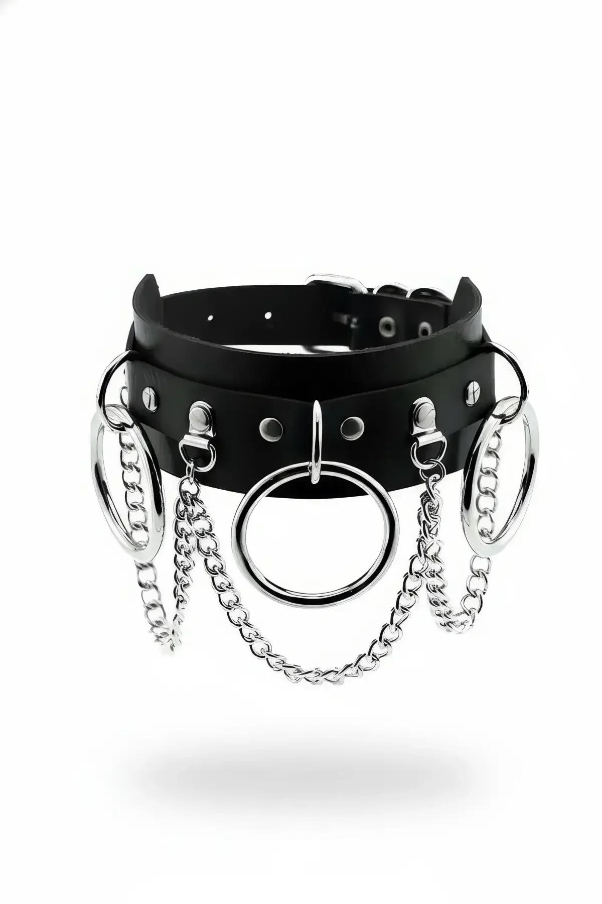 Siyah vegan deri choker büyük gümüş O-halka ve sarkıt zincir detaylı boyunluk aksesuarı