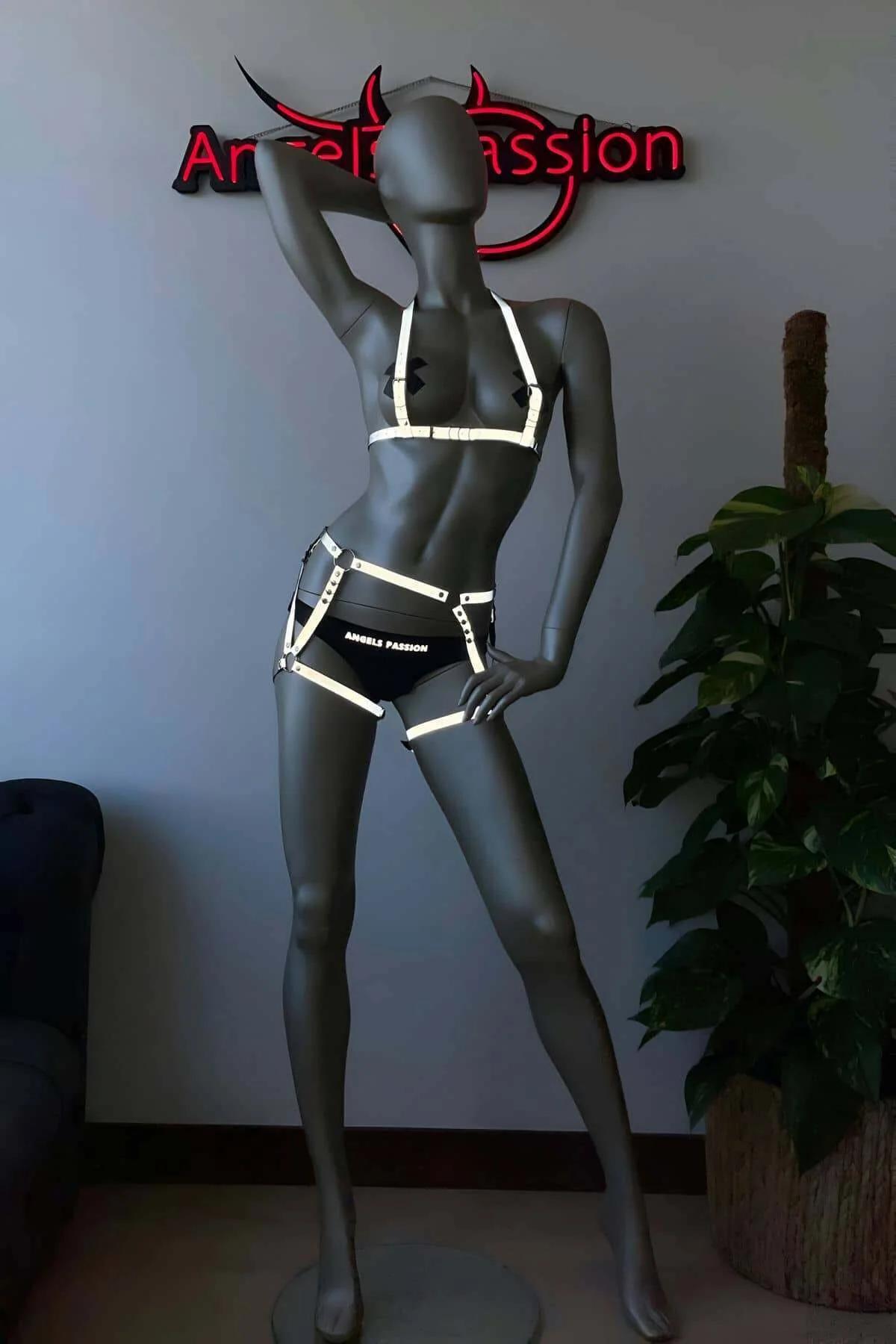 Black reflective festival harness set chest piece with adjustable shoulder and underbust straps