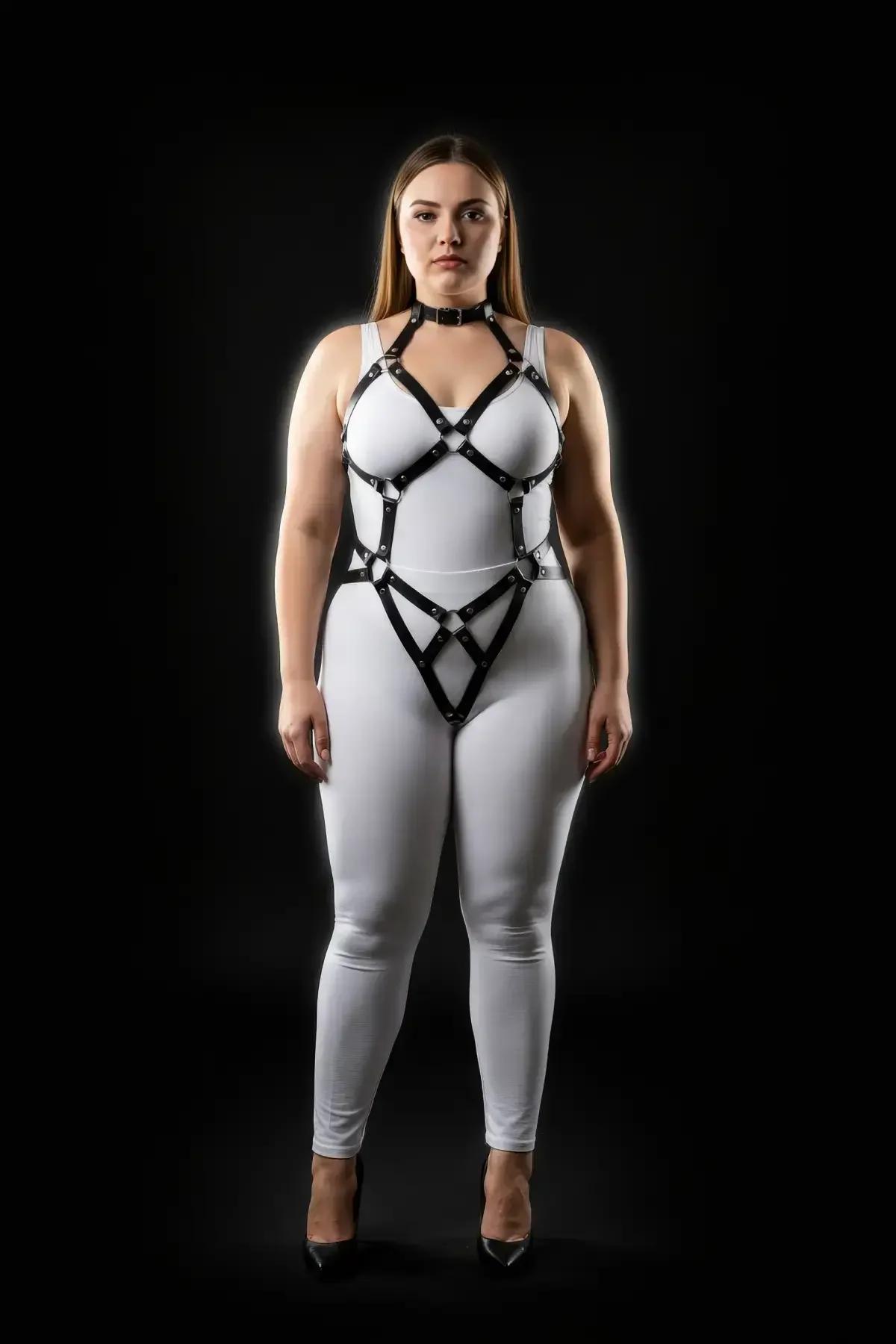 vegan deri harness choker boyun şeridi detayı siyah gümüş toka büyük beden kadın