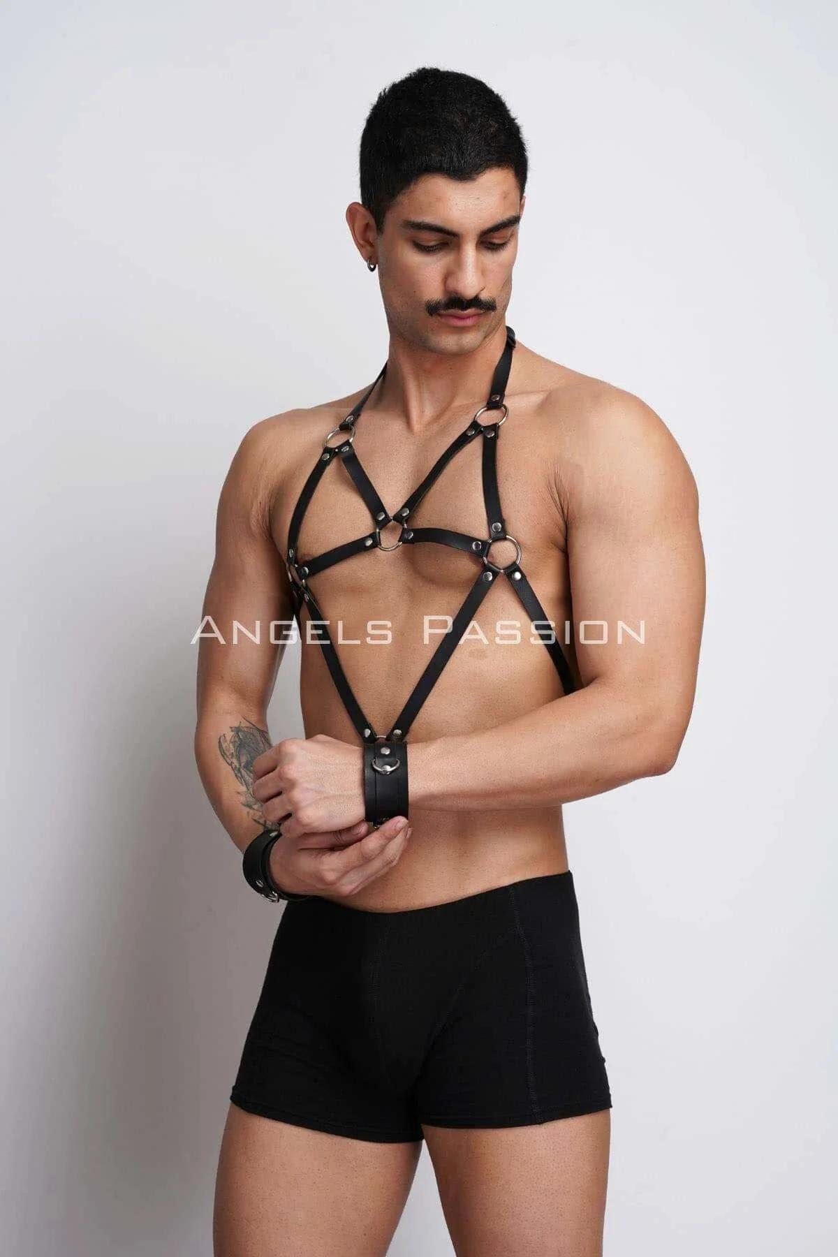 black body harness waist band with silver snap clasp and center O-ring detail