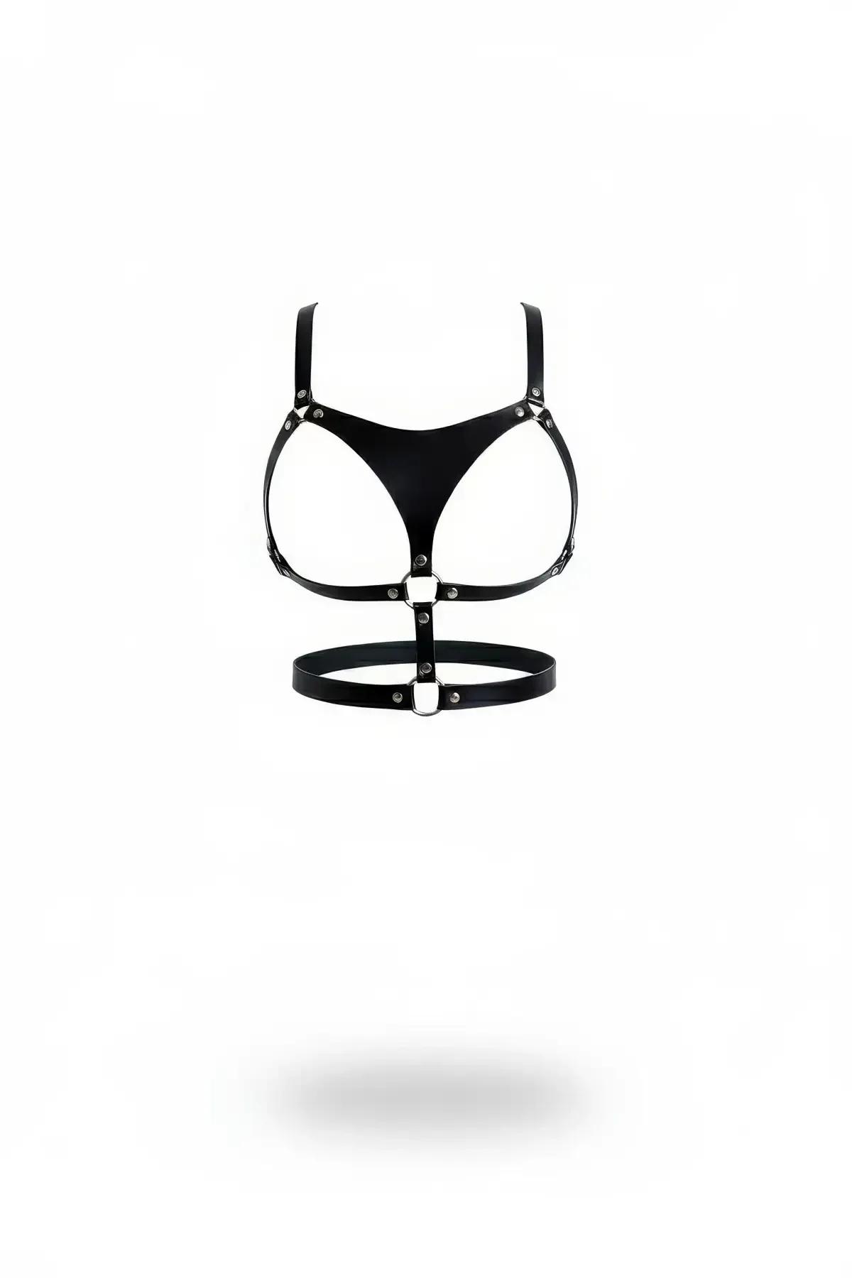 Siyah mikrofiber sütyen harness O-ring gümüş perçinli bel şeritli göğüs harness önden görünüm