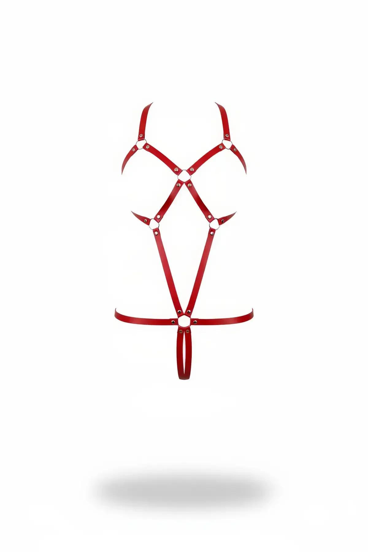 kırmızı body harness vegan deri gümüş metal O-halkalı tam vücut kafes silüeti geometrik bant tasarımı