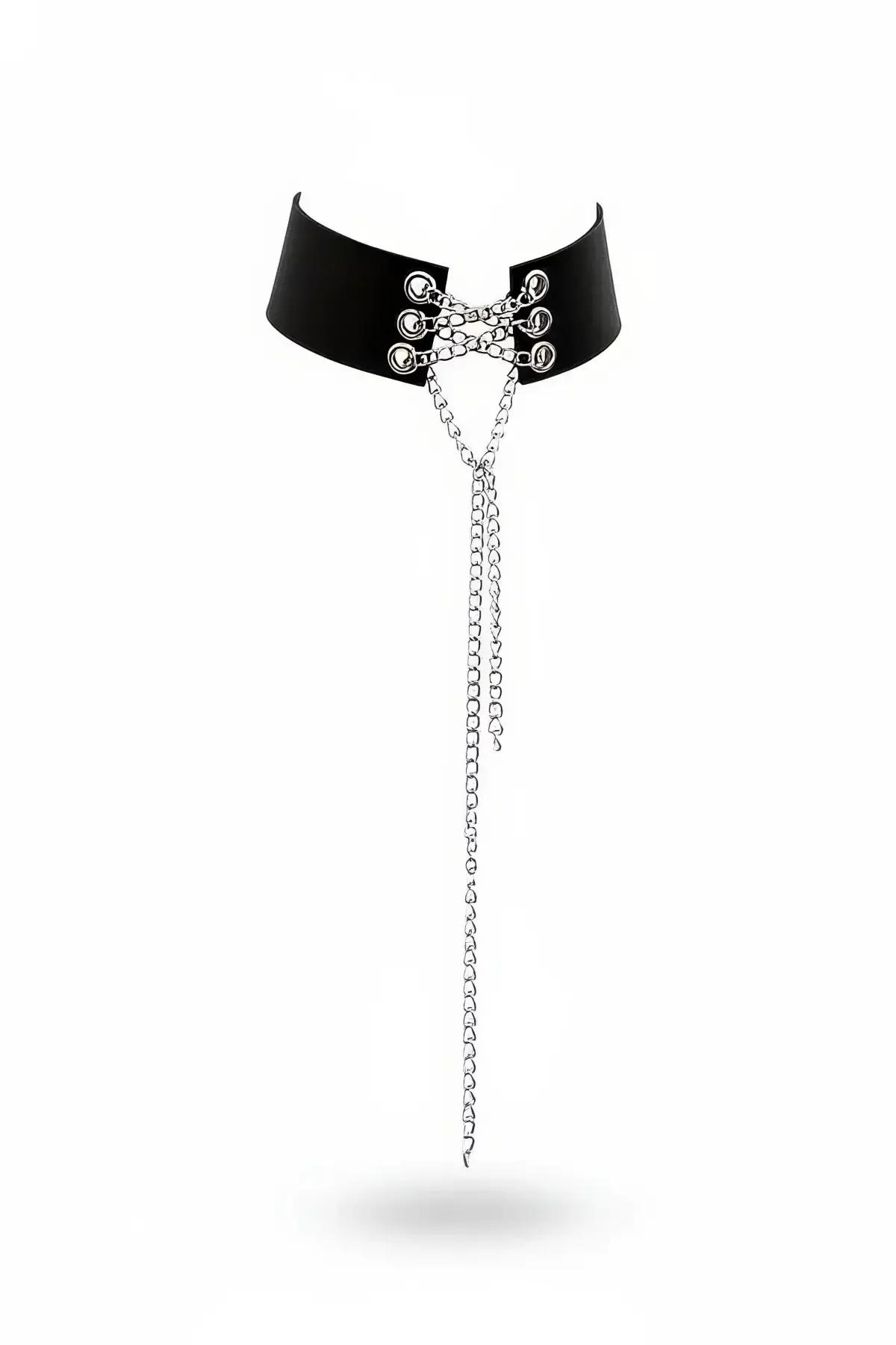 Siyah vegan deri kalın choker gerdanlık gümüş perçin çapraz zincir ve sarkık kolye detayı