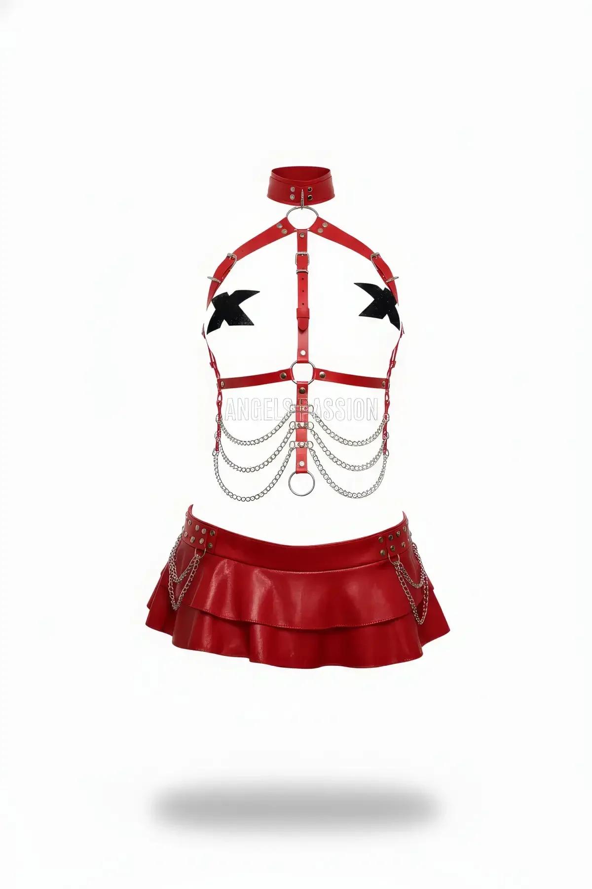 Kırmızı suni deri vücut harness etek set gümüş zincir O-ring ve fırfırlı mini etek kombini